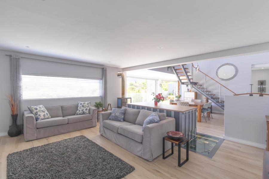 3 Bedroom Property for Sale in Somerset Lakes Western Cape